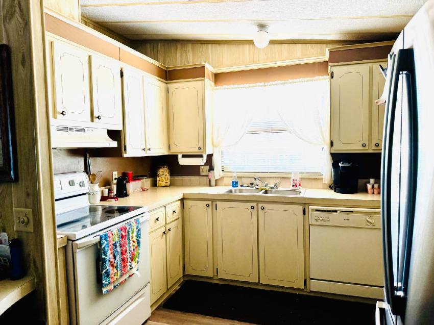 7405 N. Socrum Loop Rd a Lakeland, FL Mobile or Manufactured Home for Sale